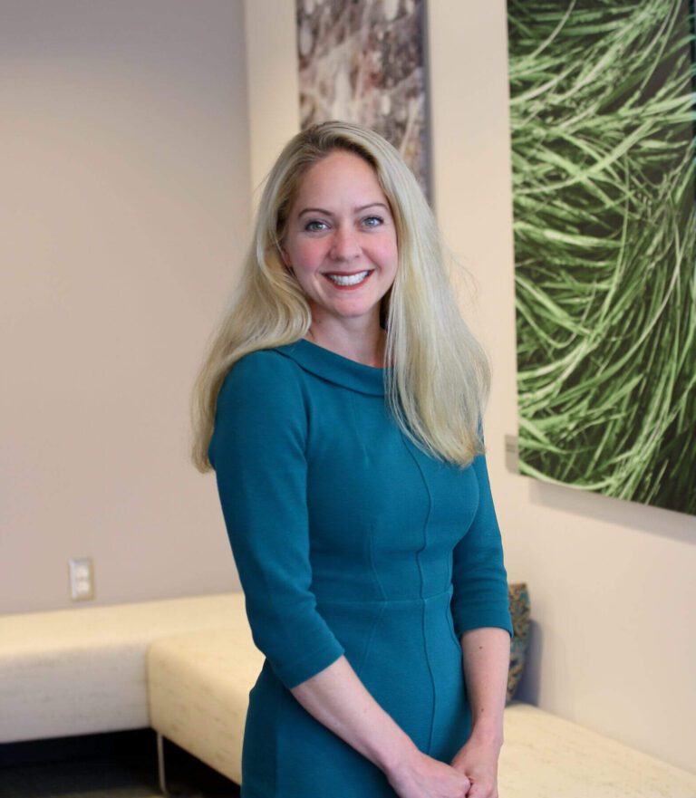 IMG_9616-f-3-3-1569x1800